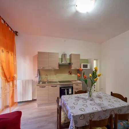 Casa Della Nonna Апартаменты Аббадия Лариана